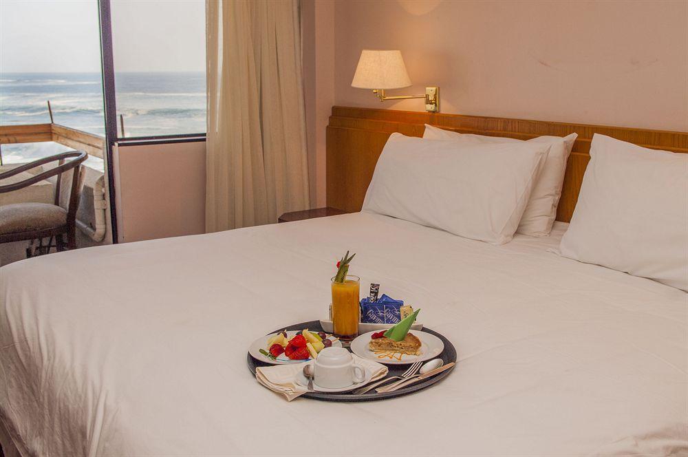 Hotel Gavina Costa Mar Iquique Eksteriør bilde Room service